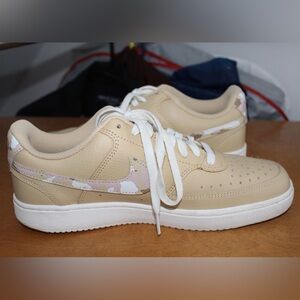 Nike Women’s Tan Sneakers with White Details